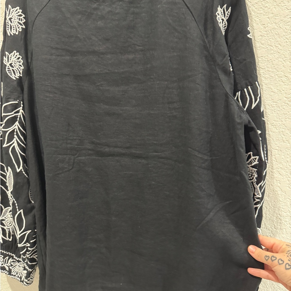 Chico’s Black Embroidered Linen Jacket Blouse Topper Size 2 (L) NWT - Picture 2 of 12